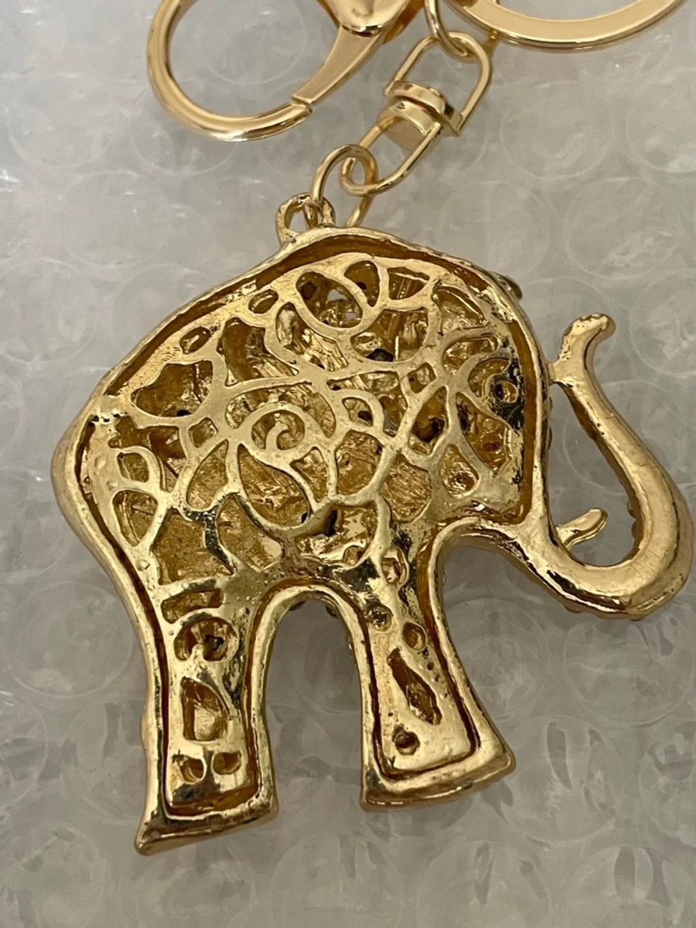 Crystal Elephant Keychain - Picture 3 of 3